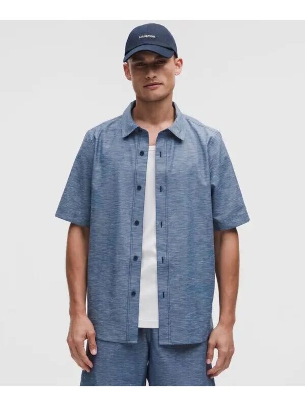 Lululemon LuluLinen Short Sleeve Shirt NWT Club Blue Men’s Medium Button Up